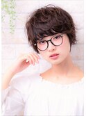 夏のイメチェンは耳かけ毛先パーマとフォギーベージュカラーで