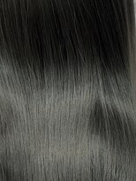 エスカーラ 表参道(THE ESCALA)&nbsp;髪質改善カラーでネイビーシルバーもツヤサラに！