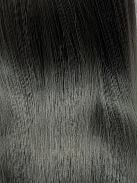 エスカーラ 表参道(THE ESCALA) 髪質改善カラーでネイビーシルバーもツヤサラに！