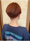 【佐藤哲朗】ベージューピンク×フェード刈り上げ女子