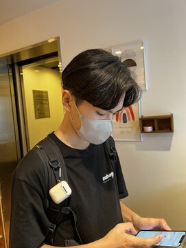 エクリ 麻布十番(equri) ニュアンスパーマセンターパート