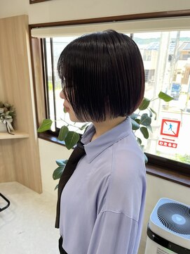 メロウ(mellow) ミニボブ×ダークレッド