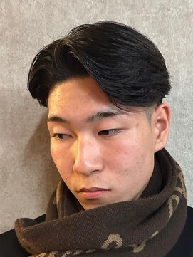 ノーエン(noen) 佐賀メンズベリーショート刈り上げフェードツーブロック韓国