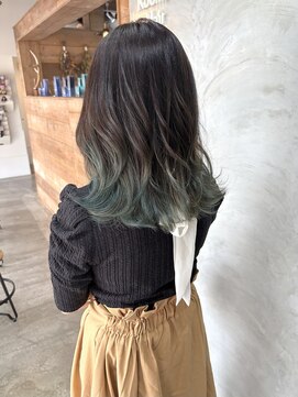 ルームスヘアー(Rooms Hair) 個性派カラー