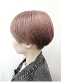 ハイトーンピンクベージュ/刈上げマッシュ