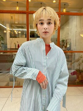 ノイ(noii) ナチュラル/ショート/マッシュショート/くびれショート/ベージュ