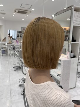 ニューヨークニューヨーク 松井山手店(NYNY) 切りっぱなしボブ