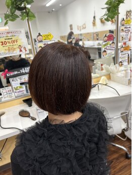 ココデカラー 亀田店(COCO de COLOR)の写真/繰り返す白髪染めこそダメージレス×低価格で！いつまでも若々しく綺麗でいたい大人女性をサポートします◎