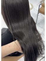 ディスイズ(thisis)&nbsp;【thisis】透明感カラー/韓国風/レイヤーカット