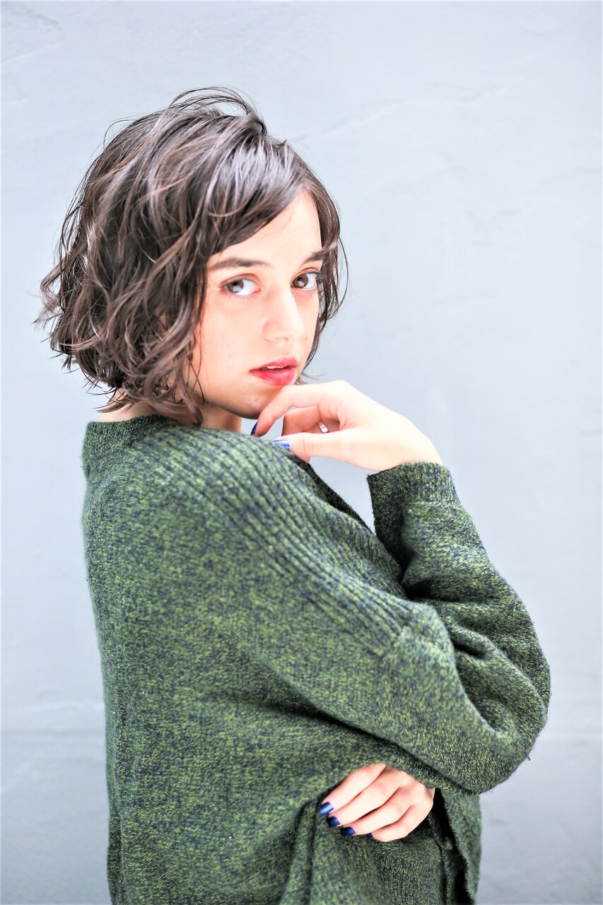 【人気No,1】 イルミナカラーorアディクシーカラー+カット 12100→9900