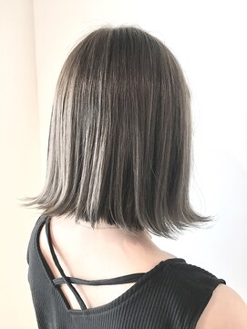 フレイムスヘアデザイン(FRAMES hair design) 切りっぱなし外ハネボブ×ハイグレージュ