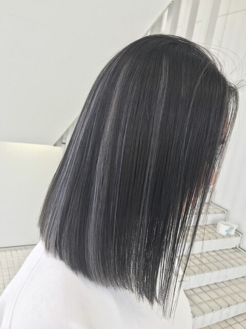Lee梅田◆黒髪×ハイライト×ワンレン×アクセサリー風デザイン