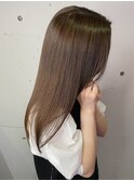 透明感のあるベージュカラー♪