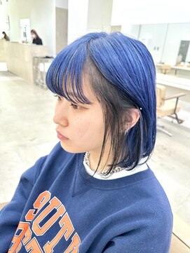 ニュート(Neut ) ブルー×ダークグレー