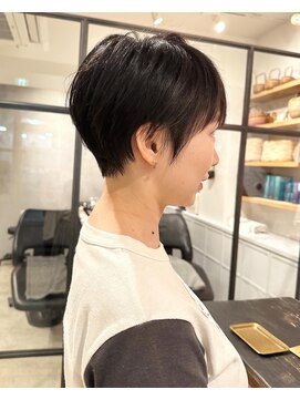 ステイシー(stay she) 首の細見えショートスタイル