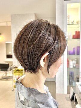 トラップヘアー ショートボブ丸みショートマッシュショート抜け感ベージュ