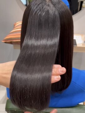 ヒトワ(hitowa) 縮毛矯正/ストレートパーマ/ナチュラルロング/髪質改善