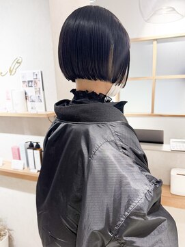 ラミエ バイ メルト 吉祥寺(lamie by melt) "久保田"リップラインボブイヤリングカラーストレートパーマ