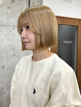 サクラ オモテサンドウ(SAKURA) ハイトーンボブ 顔まわりカット 表参道