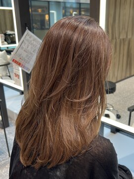 サヴォア(Savoir) 透け感ハイライト×レイヤーカット