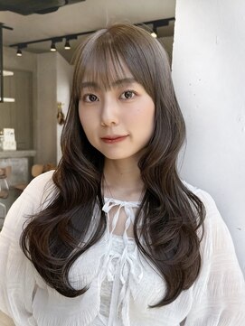 カシュカシュ 表参道(cache cache) ブリーチなしオリーブブラウンカラー前髪カットフォワード巻き