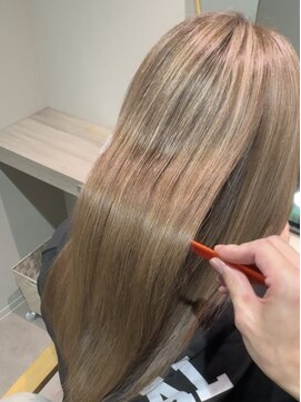 ミルシェ(MILSHE) 髪質改善/縮毛矯正/レイヤーカット/白髪ぼかし/豊中/岡町