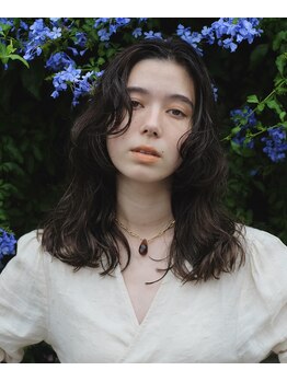 ロン(ron)の写真/パーマはうねうねでドライでも可愛いパーマが得意。くせ毛風の柔らかく動くスタイルを是非ご体感ください