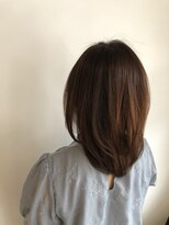 ブロッサム 若葉店(Blossom) ミディアムレイヤースタイル