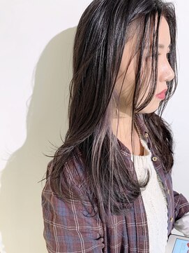 イズ(iss) #イヤリングカラー #ラベンダーホワイト #ロングレイヤー