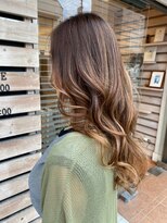 サロンドカスティーロ(salon de castillo)&nbsp;立体感パーマ大人ノーブルハイライトベージュロング