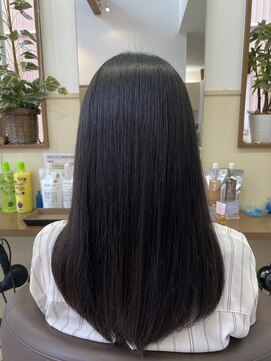 コアフィールフィス(COIFFURE fils) 新規お得クーポンあり！【見附　今町】黒髪ストレート