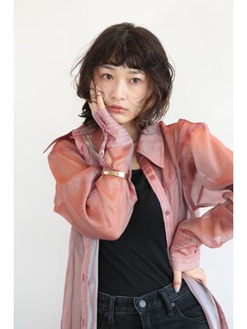 クーラアオヤマ(Cura Aoyama) 顔まわりレイヤー大人ミディアム