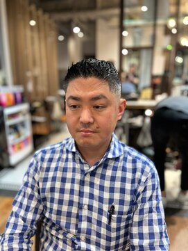 リバレッジ 広尾(Leverage) 大人海外メンズスキンフェード：Taishin  Omura