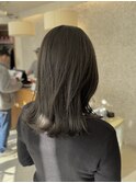 透け感ミントグレージュブリーチなしカラーレイヤーカット