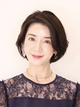 アンベリールフルー(EMBELLIR fleur) エレガントカールスタイル　　３０代４０代５０代