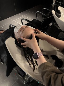 ヘアアンドビューティー クアトロ 戸祭店(QUATRO) ヒュー ナイトスパ