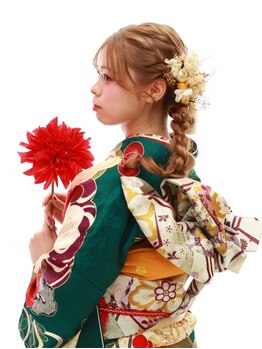 美髪 ヘアサロン(美髪 Hair salon)の写真/【早朝OK】年間500件の着付け実績を誇るスタッフ在籍◎着付けからヘアセット・メイクまでトータルでお任せ