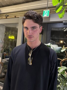 ゼストカロン(ZEST Kalon) 癖毛を生かした提案！ドライヤーの使い方で全て決まる！？