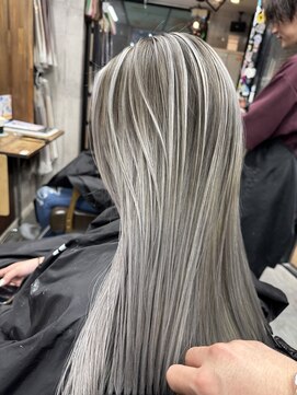 ラフ 難波店(LAFF) バレイヤージュ/シャドウルーツ/ハイライト/レイヤーカット