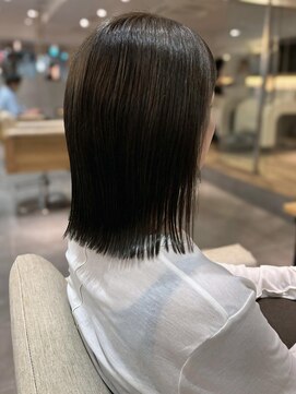 フリップビーアヴェダ(FLIP B AVEDA) 本八幡×切りっぱなしボブ×ダークアッシュ