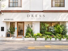 ドレス(DRESS)