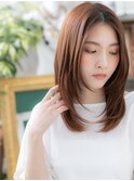 センターパート暖色系カラー小顔濡れ感ミディb大宮20代30代40代