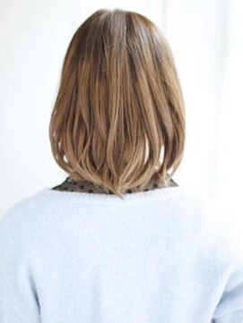 ヘアメイク ナル(hair make nalu) 外はねニュアンスカールスタイル