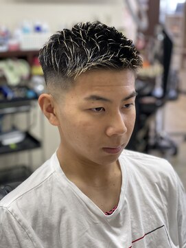 ヘアードレッシング イマイ(IMAI) クロップフェードスタイル