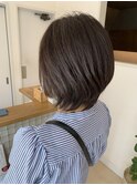 くびれミディショート