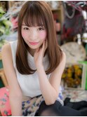 斜めバングフォギーベージュで小顔ストレートc5戸頭20代30代40代