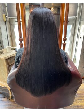 スリー(THREE) ロングストレート