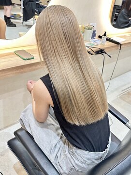 ヒビヲ(HIBIO) ミルクティーベージュハイライトカラーハイトーンケアブリーチ