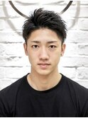 20代30代40代メンズショートフェザーマッシュツーブロック