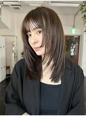 黒髪ミディアム暗髪レイヤー